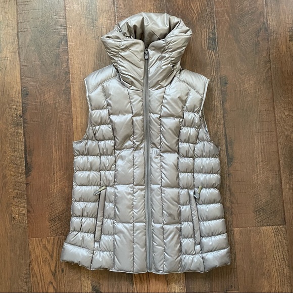 KENNETH COLE Reaction grey puffer vest, size M - Picture 3 of 12